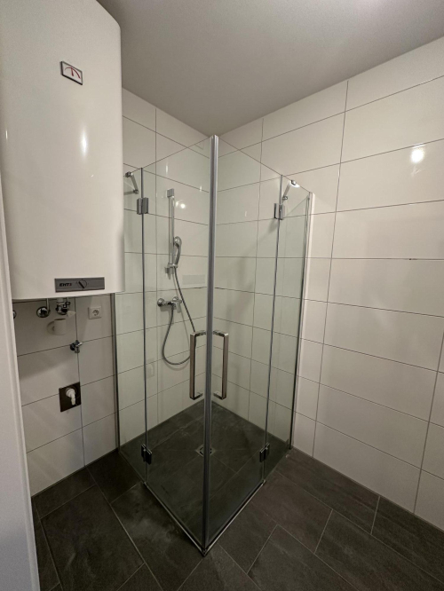 8200 Albersdorf 230a/4