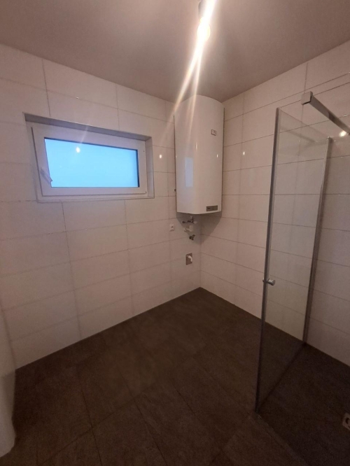 8271 Bad Waltersdorf 411/10